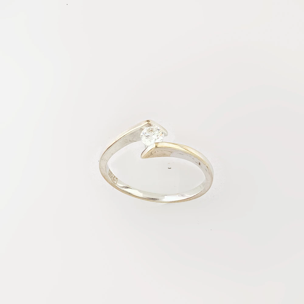 Кольцо с бриллиантом из белого золота 585 пробы