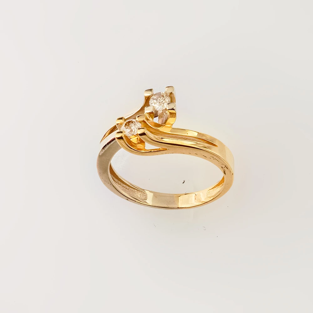 Кольцо с бриллиантом из желтого золота 585 пробы