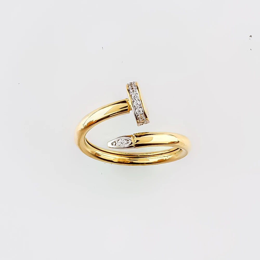 Кольцо с фианитом из желтого золота 585 пробы