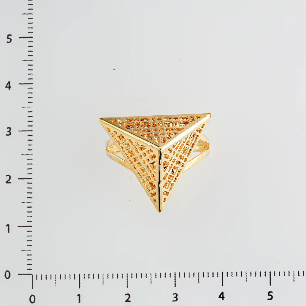 Кольцо из желтого золота 585 пробы Кольцо из желтого золота 585 пробы