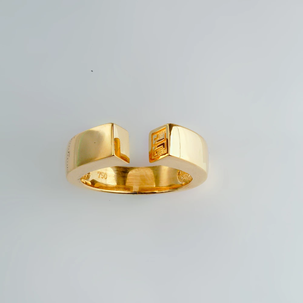 Кольцо из желтого золота 750 пробы