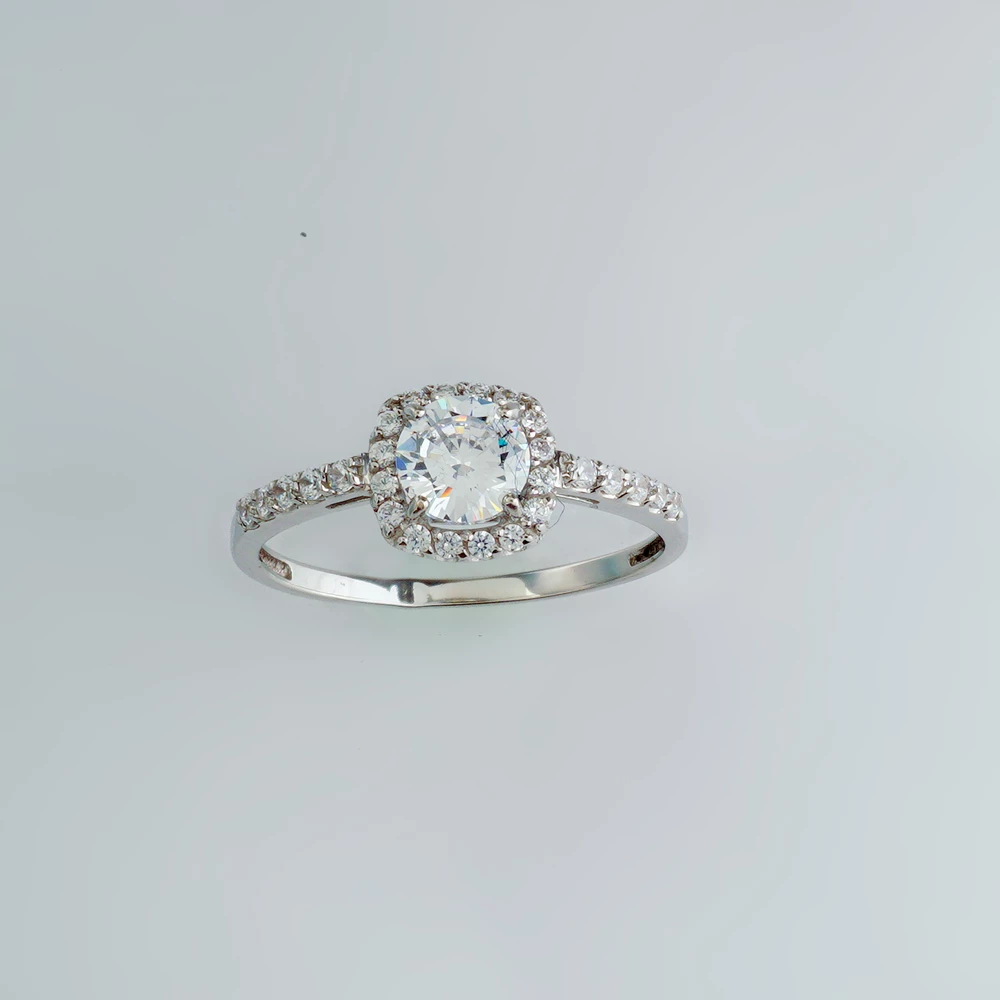 Кольцо с фианитом из белого золота 585 пробы