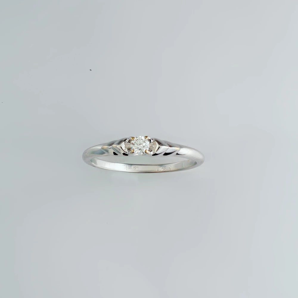 Кольцо с бриллиантом из белого золота 585 пробы