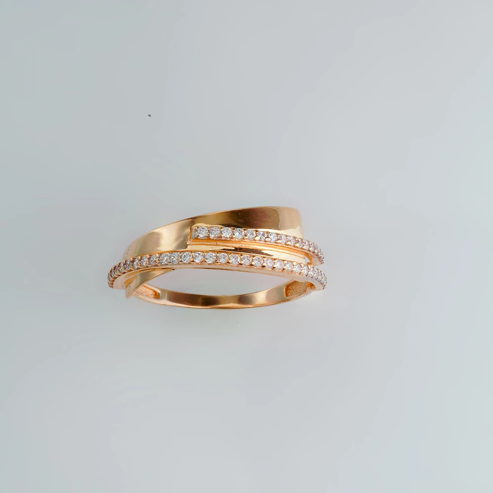 Кольцо с фианитом из красного золота 585 пробы