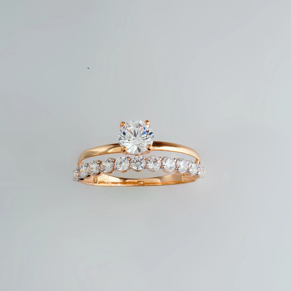 Кольцо с фианитом из красного золота 585 пробы