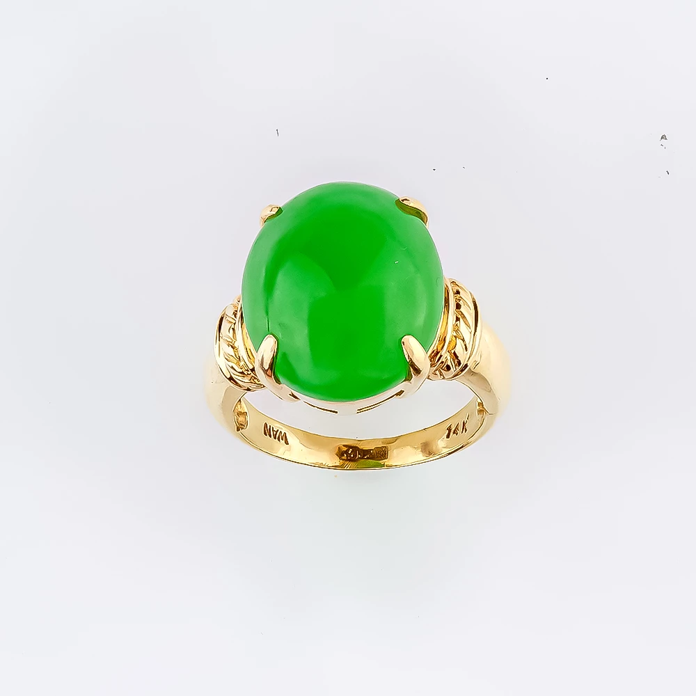 Кольцо с жадеитом из желтого золота 585 пробы