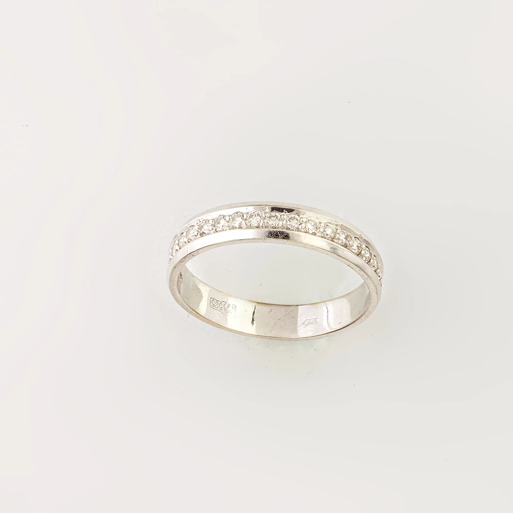 Кольцо с бриллиантом из красного золота 585 пробы