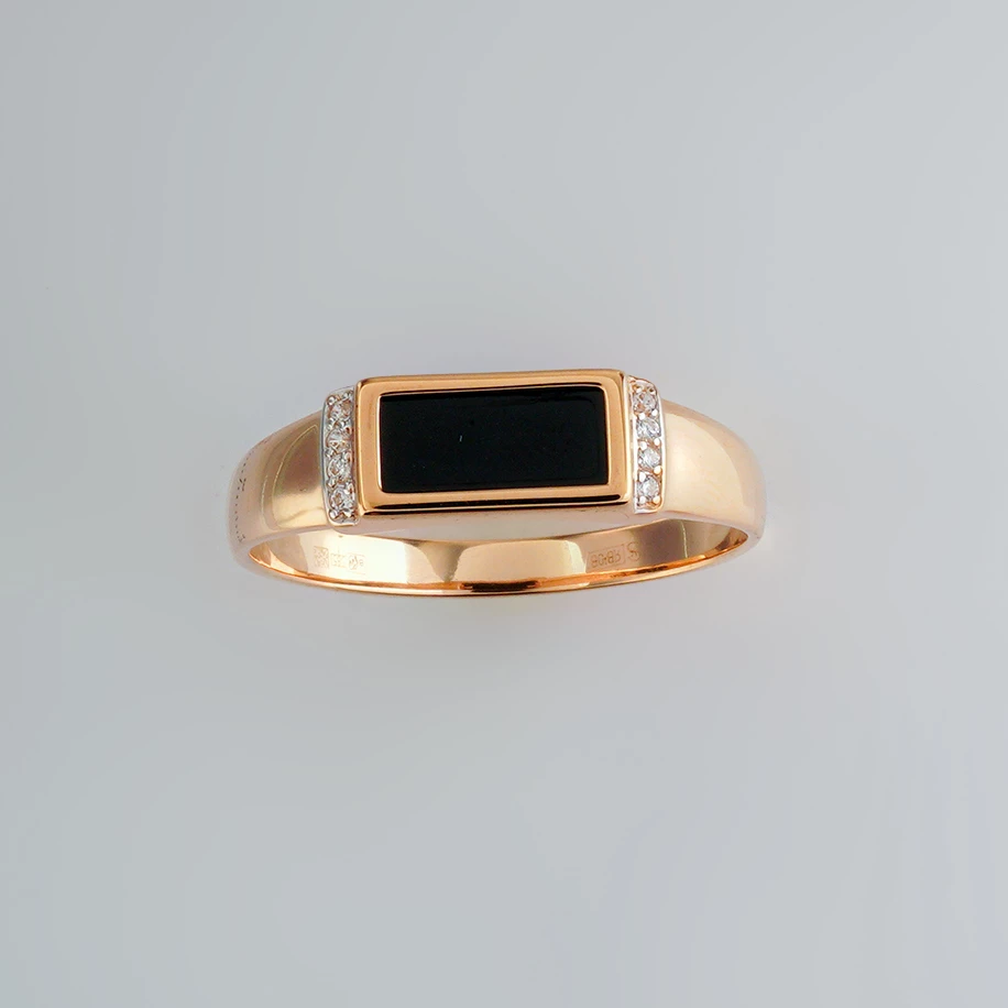 Кольцо с ониксом из красного золота 585 пробы