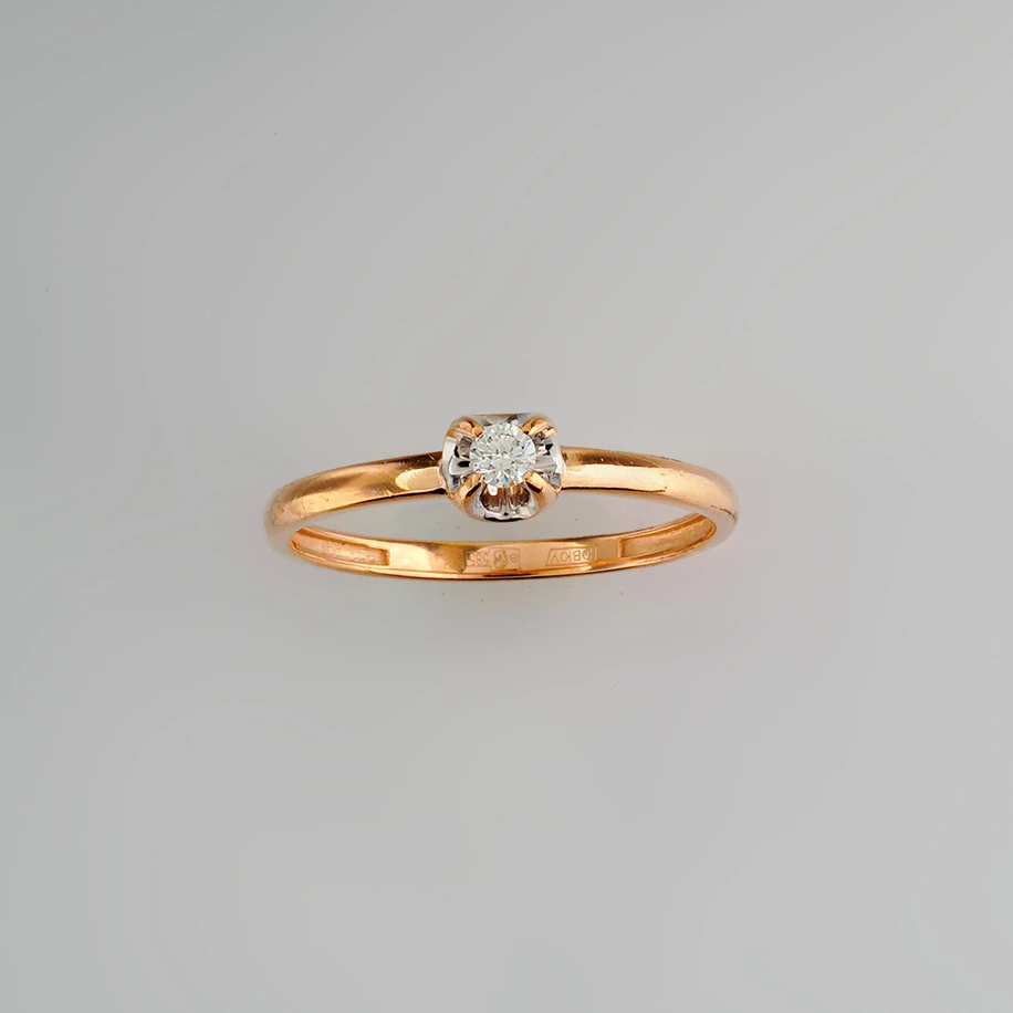 Кольцо с бриллиантом из красного золота 585 пробы