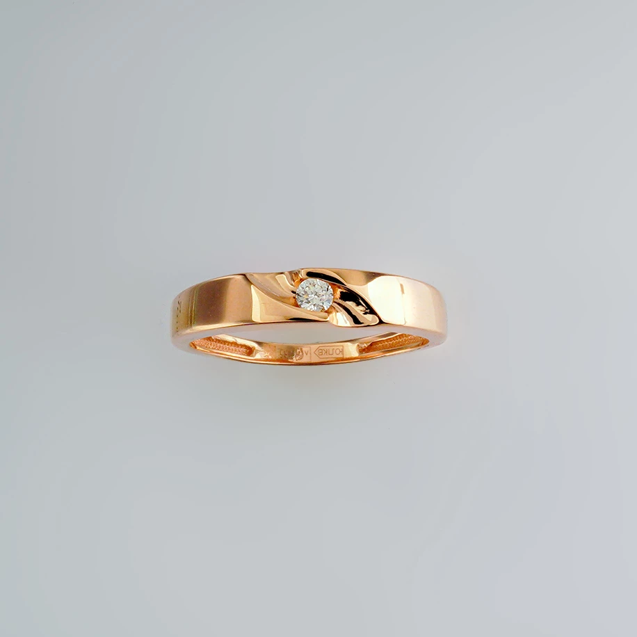 Кольцо с бриллиантом из красного золота 585 пробы