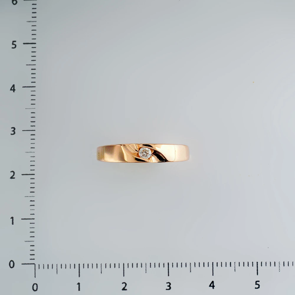 Кольцо с бриллиантом из красного золота 585 пробы