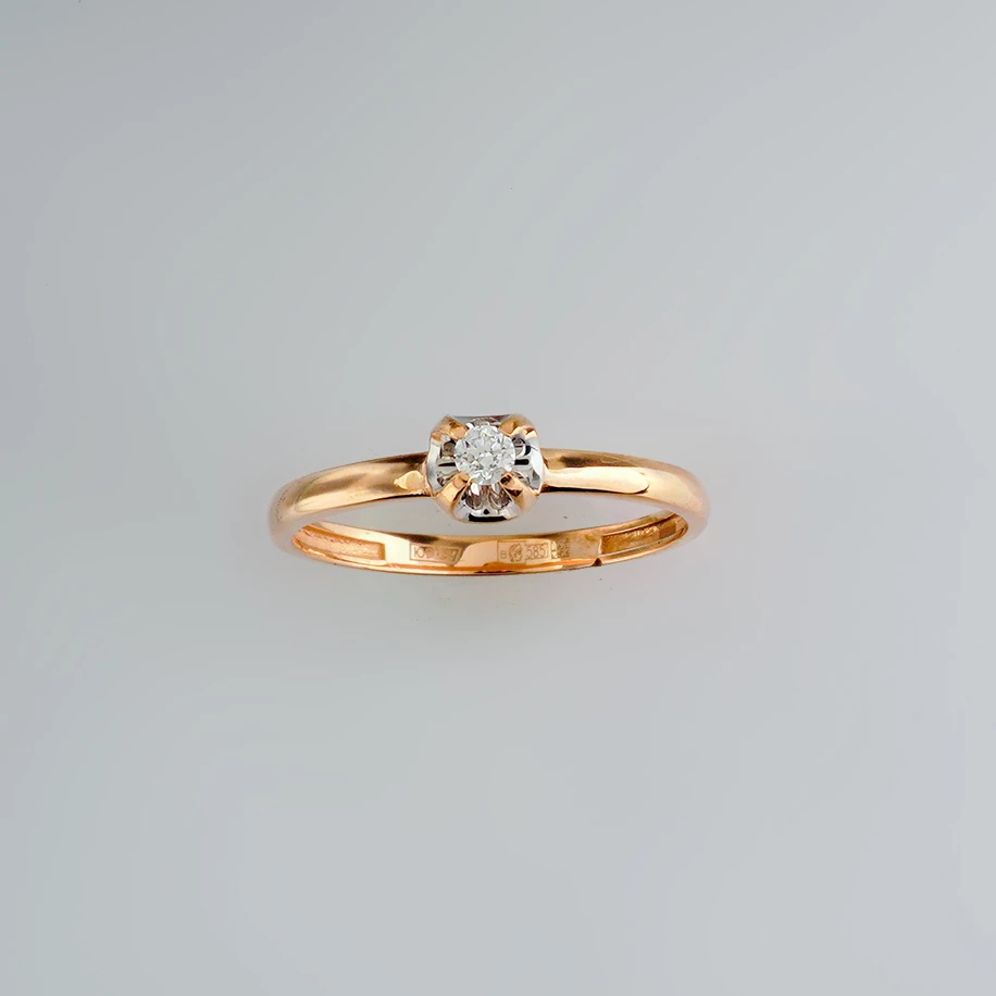 Кольцо с бриллиантом из красного золота 585 пробы