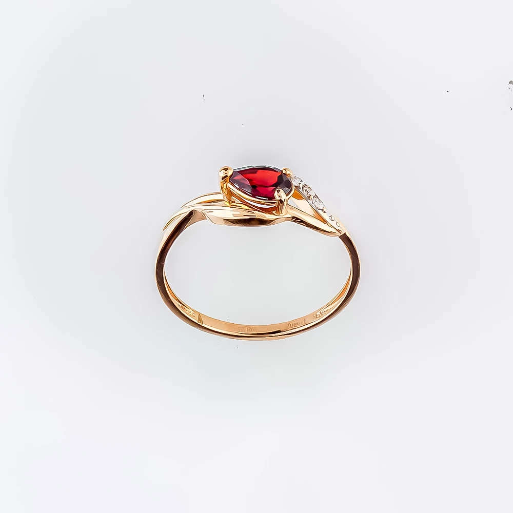 Кольцо с бриллиантом из красного золота 585 пробы