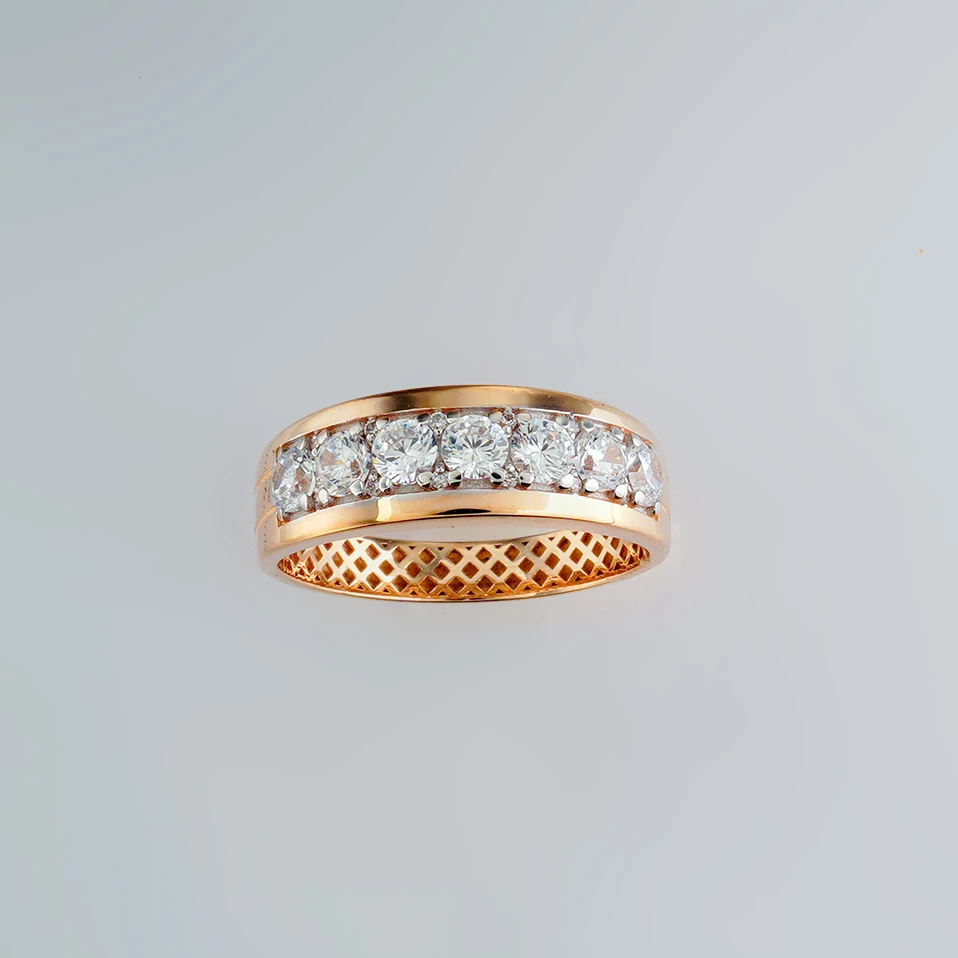 Кольцо с фианитом из красного золота 585 пробы