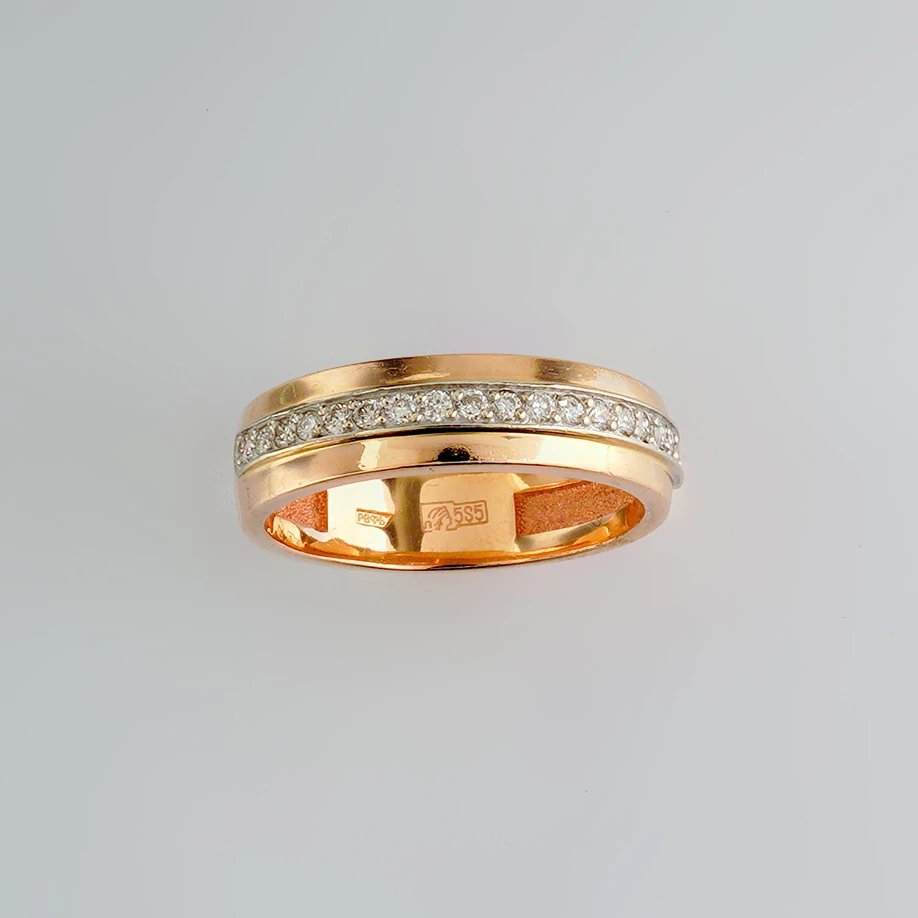 Кольцо с бриллиантом из красного золота 585 пробы