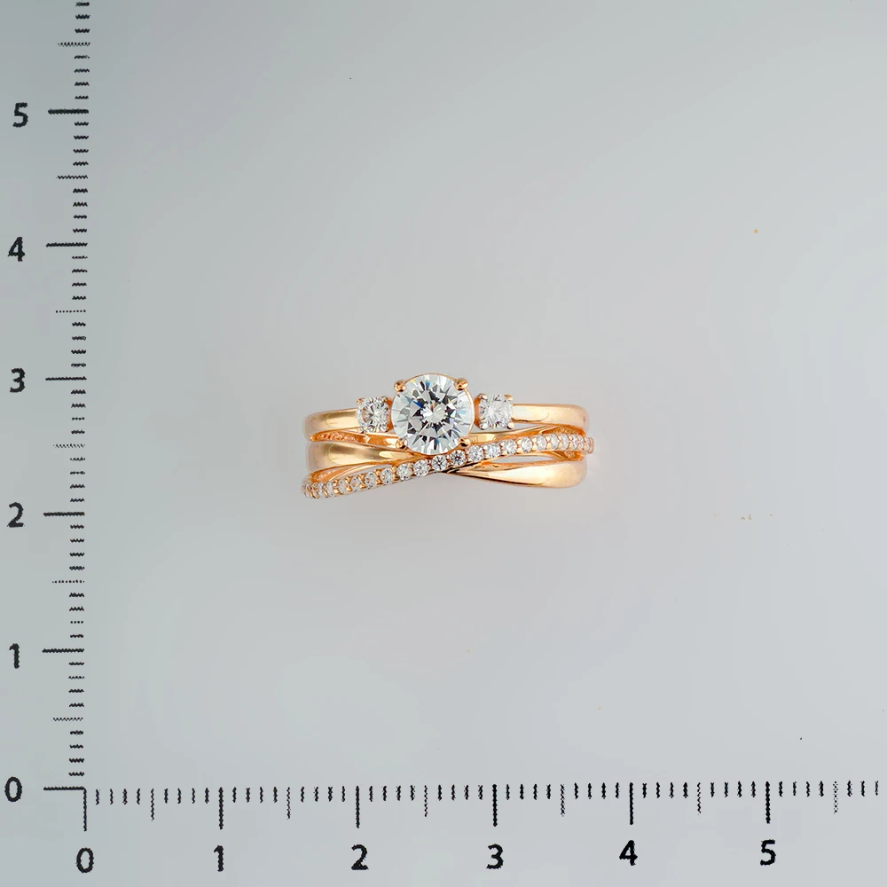 Кольцо с фианитом из красного золота 585 пробы