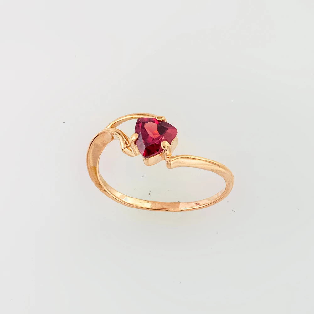 Кольцо с гранатом из красного золота 585 пробы