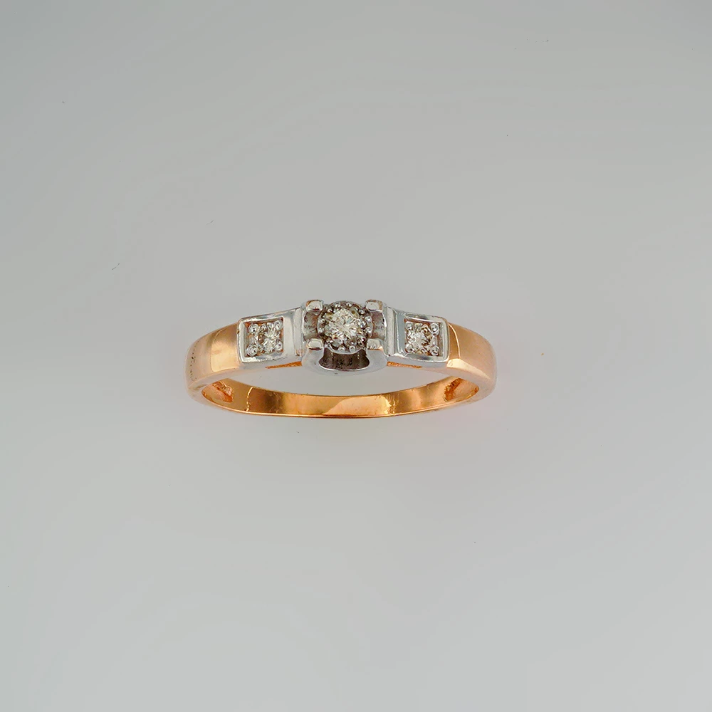 Кольцо с бриллиантом из красного золота 585 пробы