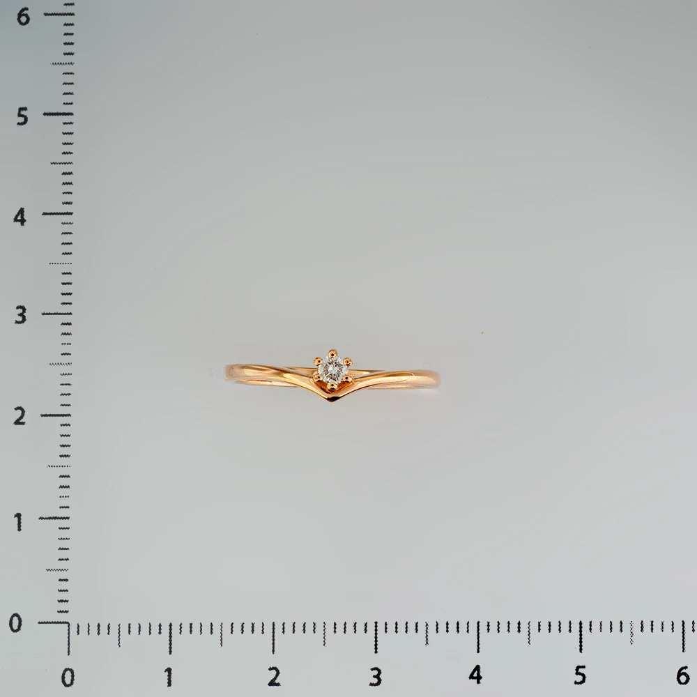 Кольцо с бриллиантом из красного золота 585 пробы