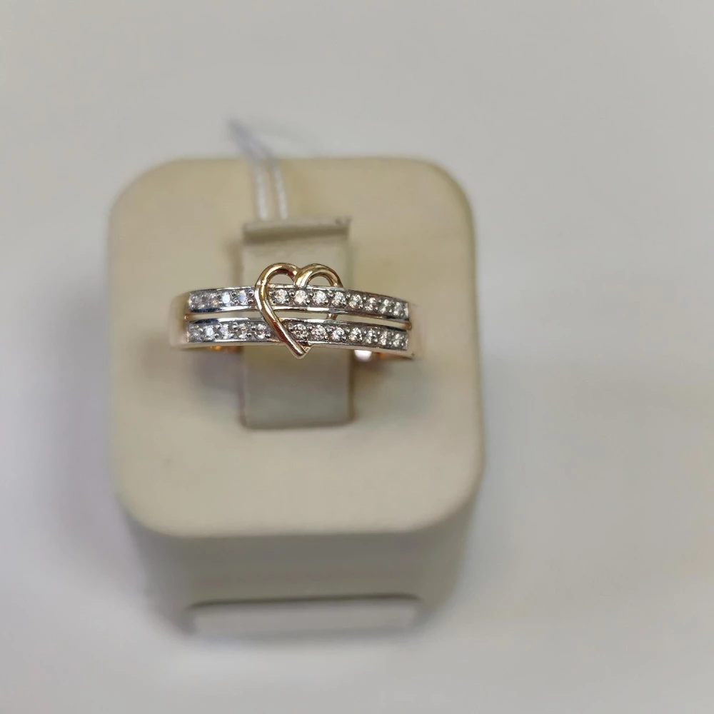 Кольцо с фианитом из красного золота 585 пробы