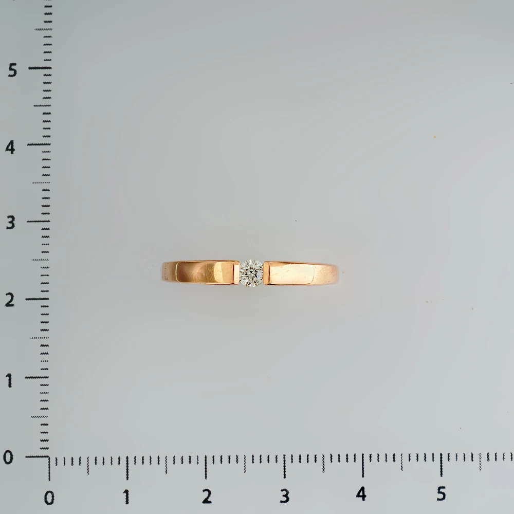 Кольцо с бриллиантом из красного золота 585 пробы