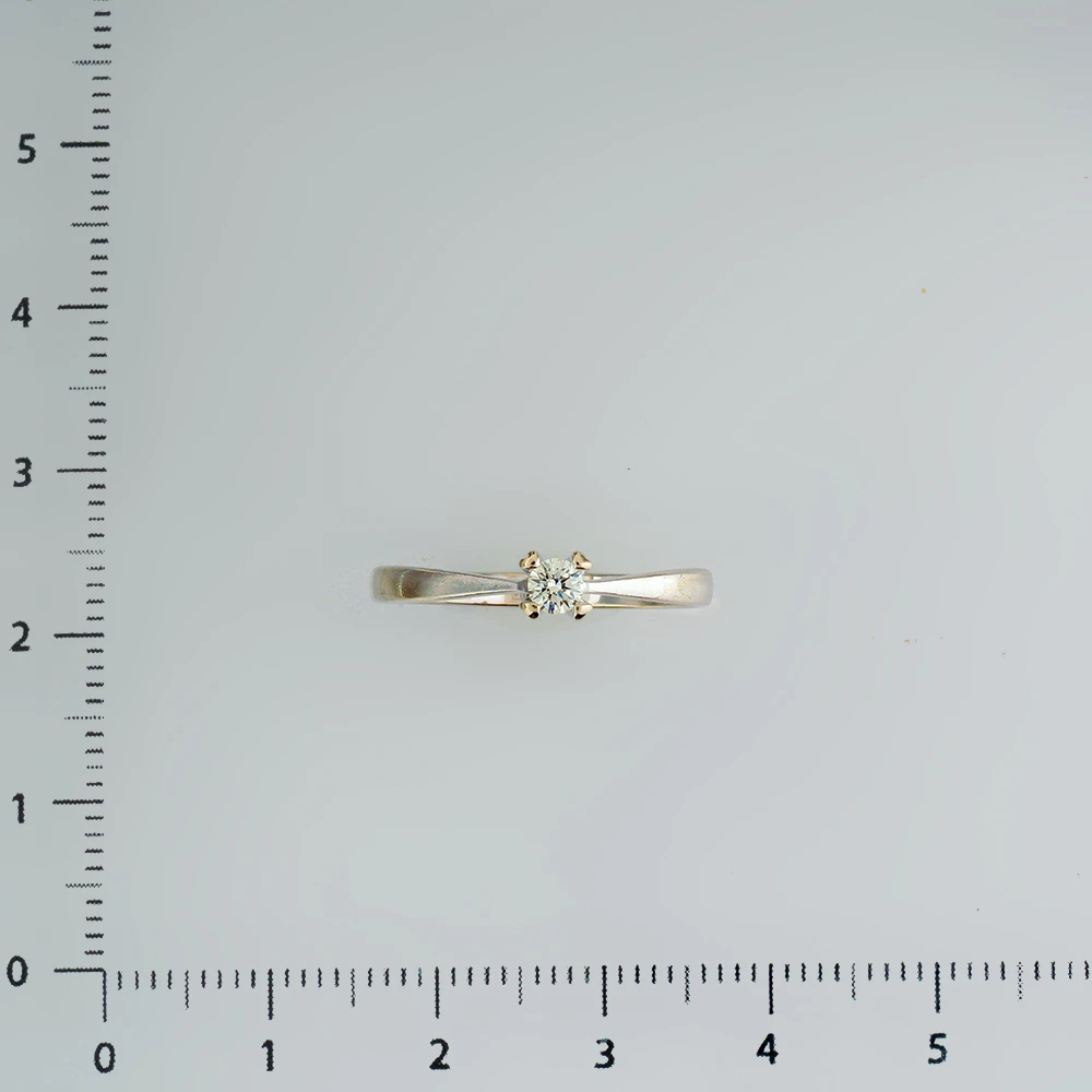 Кольцо с бриллиантом из белого золота 585 пробы