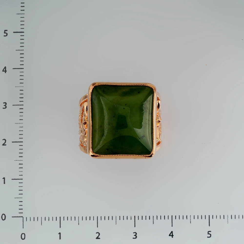 Кольцо с нефритом из красного золота 583 пробы