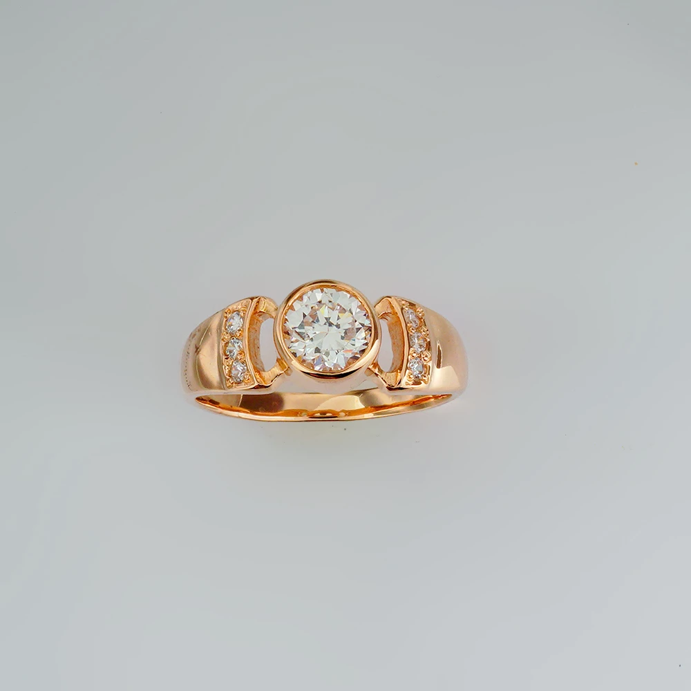 Кольцо с фианитом из красного золота 585 пробы