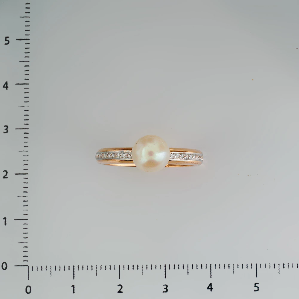 Кольцо с культивированным жемчугом из красного золота 585 пробы