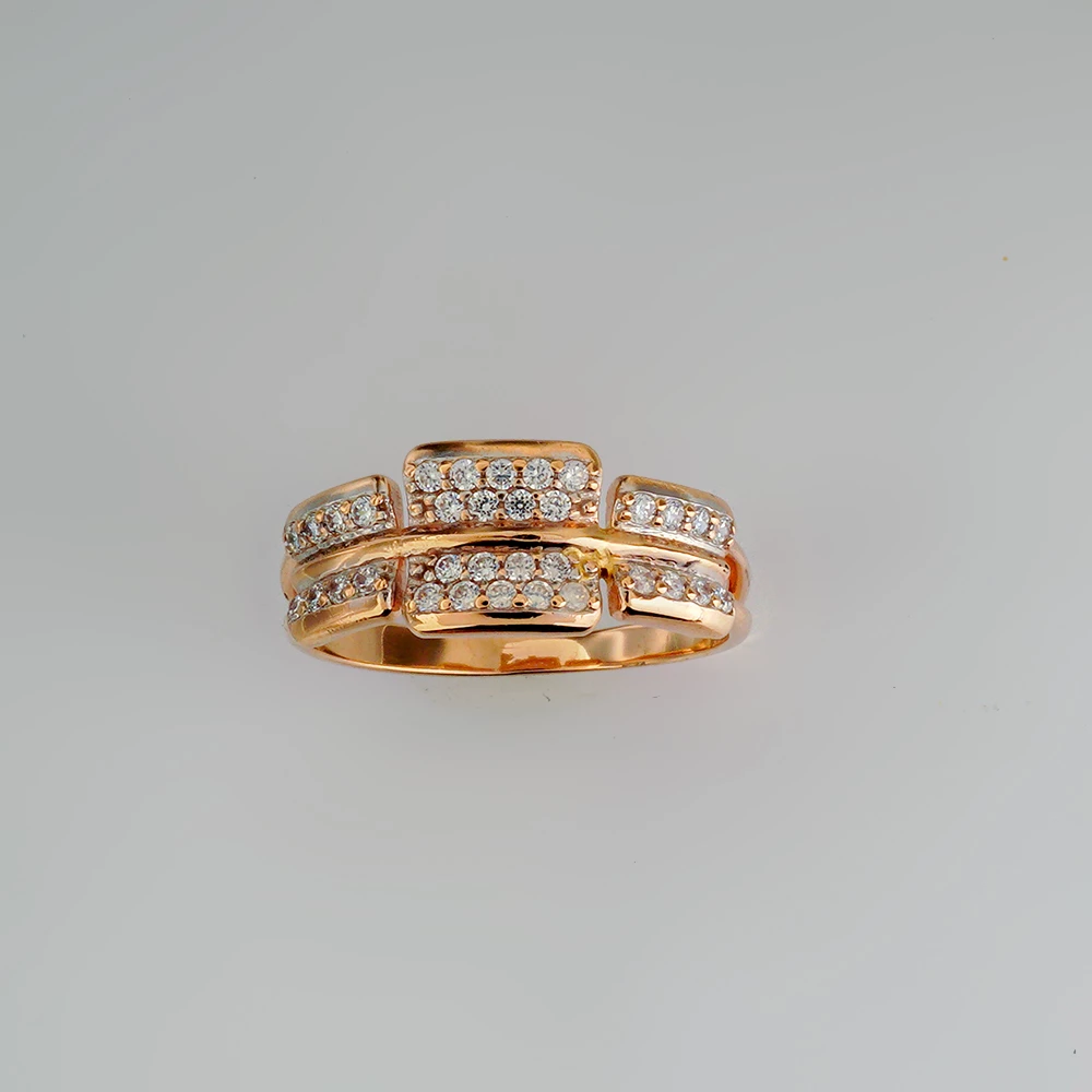 Кольцо с фианитом из красного золота 585 пробы