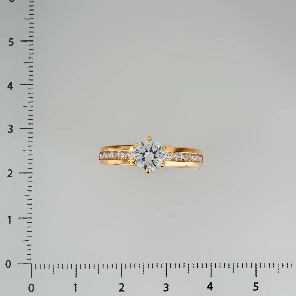 Кольцо с фианитом из красного золота 585 пробы