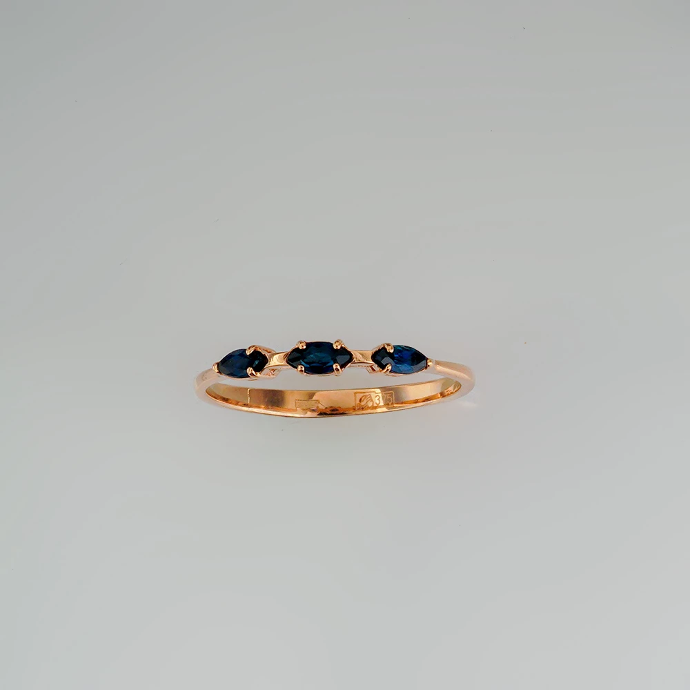 Кольцо с сапфиром из красного золота 375 пробы