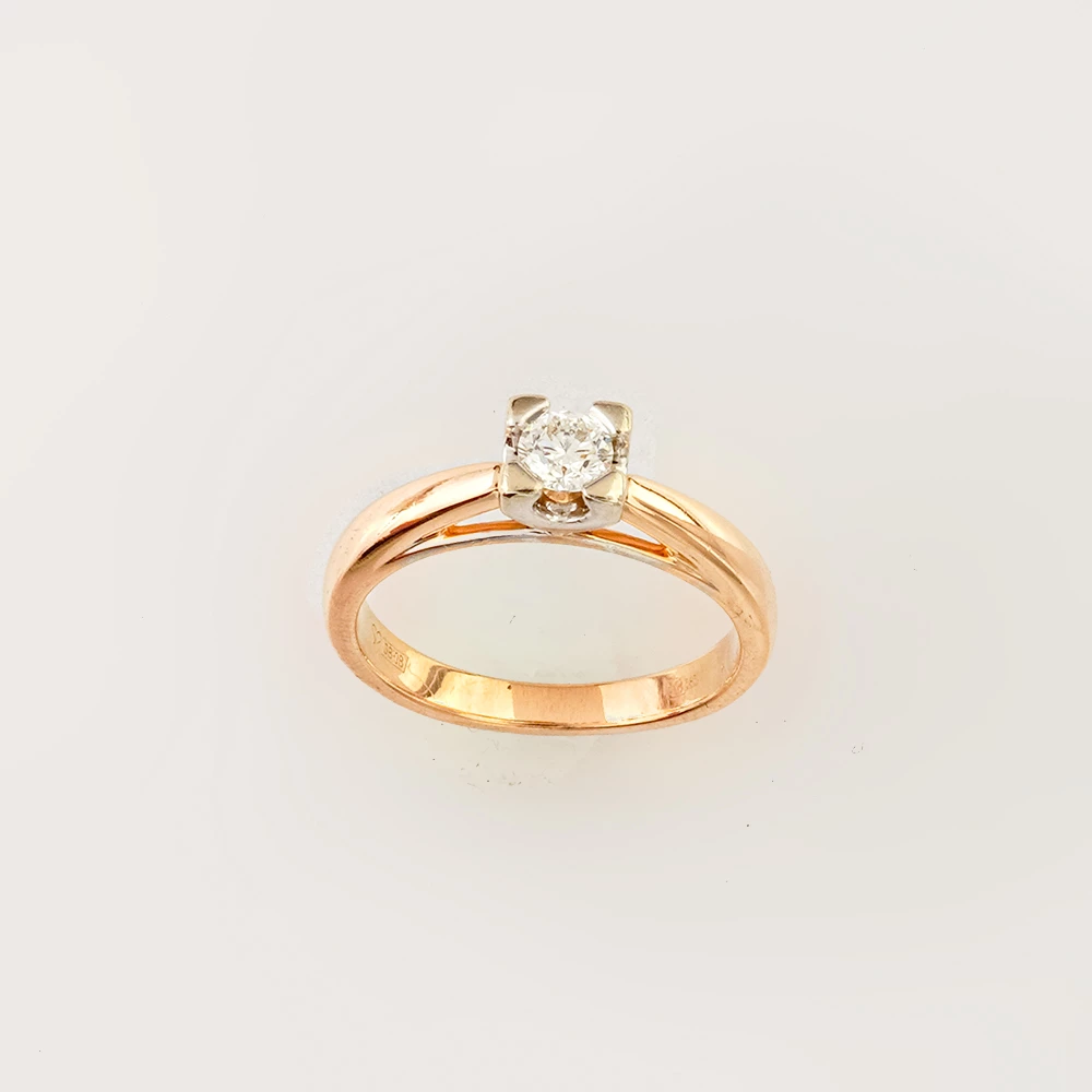 Кольцо с бриллиантом из красного золота 585 пробы