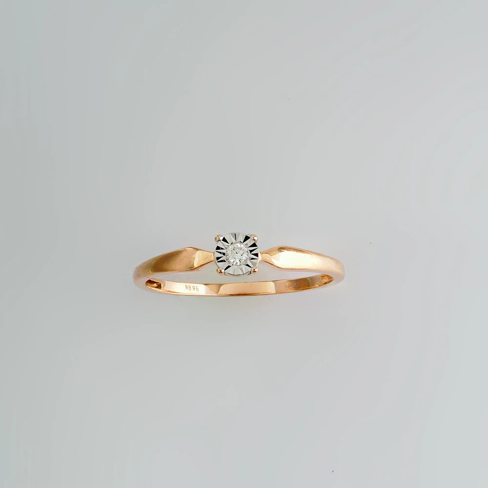 Кольцо с бриллиантом из красного золота 585 пробы