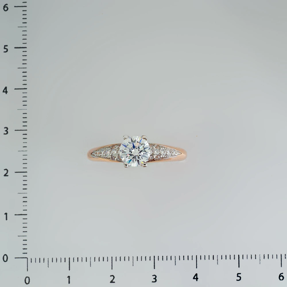 Кольцо с фианитом из красного золота 585 пробы