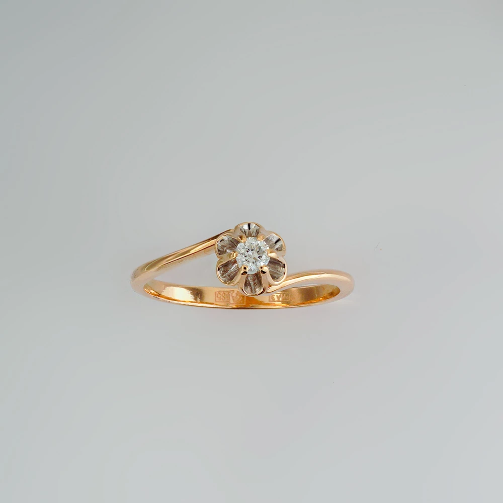 Кольцо с бриллиантом из красного золота 585 пробы