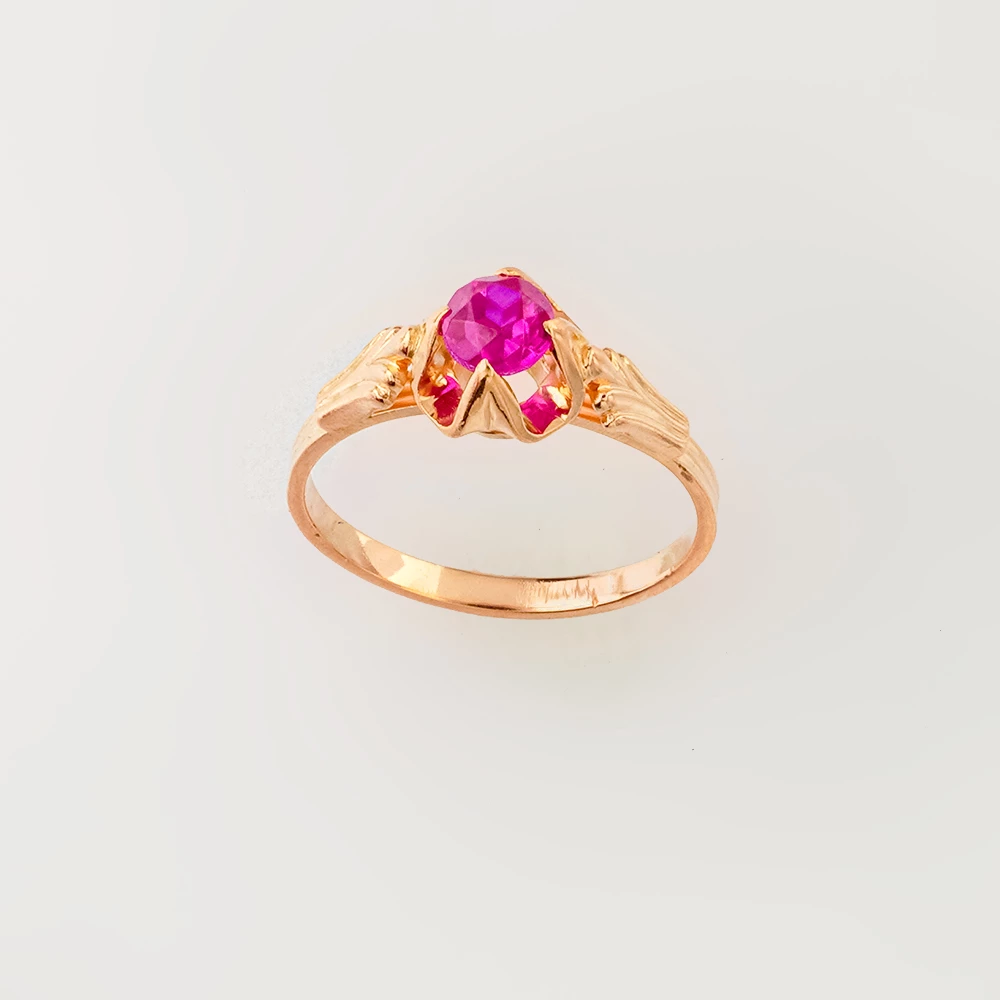 Кольцо с фианитом из красного золота 583 пробы