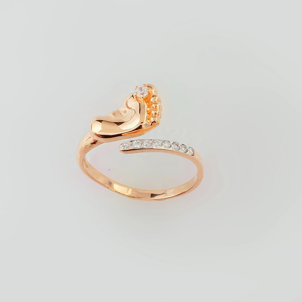 Кольцо с фианитом из красного золота 585 пробы