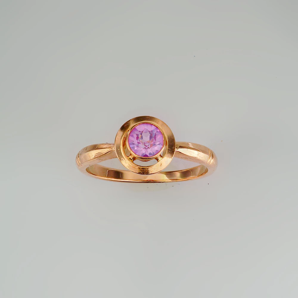 Кольцо с фианитом из красного золота 583 пробы