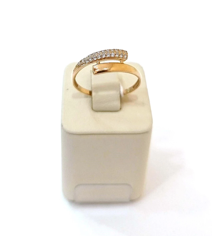 Кольцо с фианитом из красного золота 585 пробы