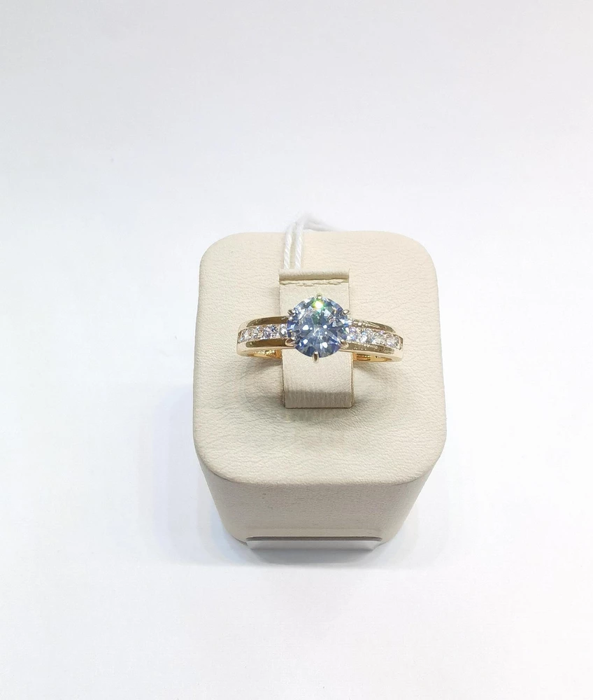 Кольцо с фианитом из красного золота 585 пробы