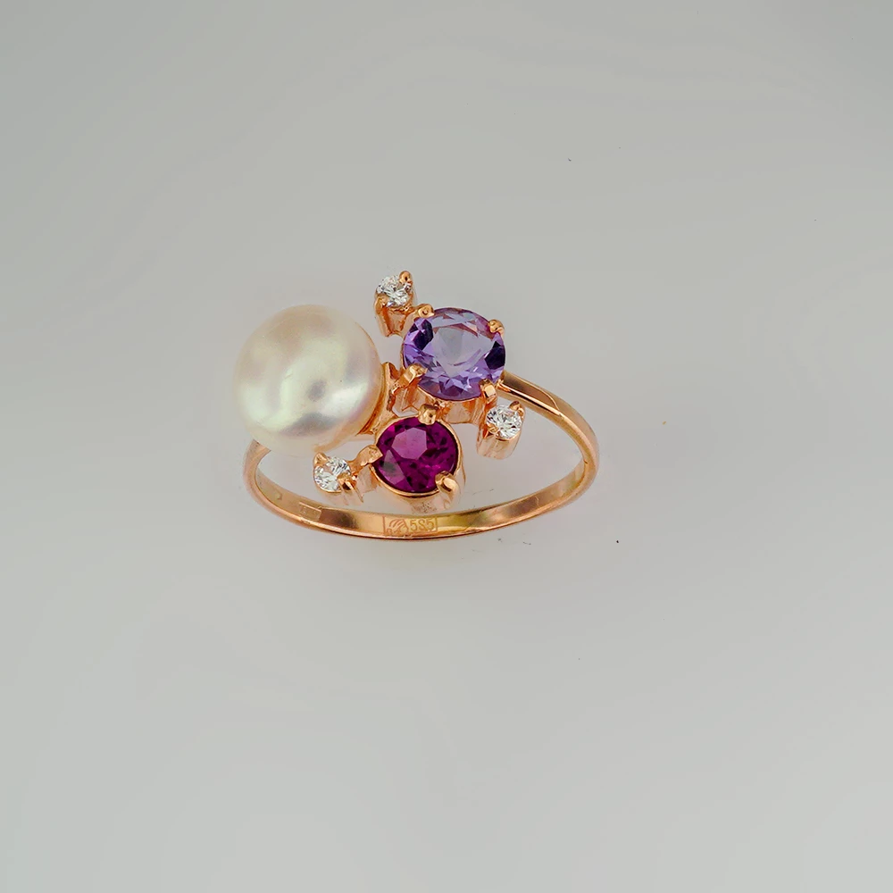 Кольцо с культивированным жемчугом из красного золота 585 пробы