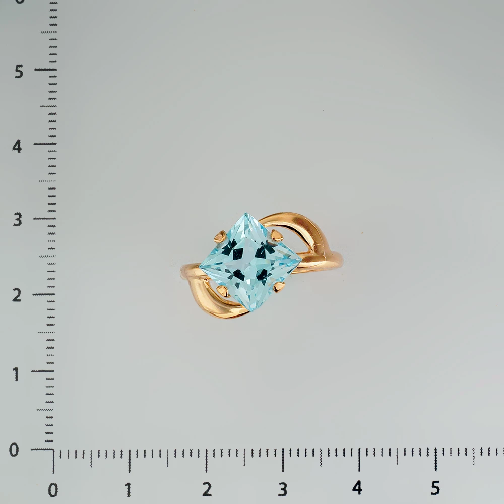 Кольцо с топазом из красного золота 585 пробы