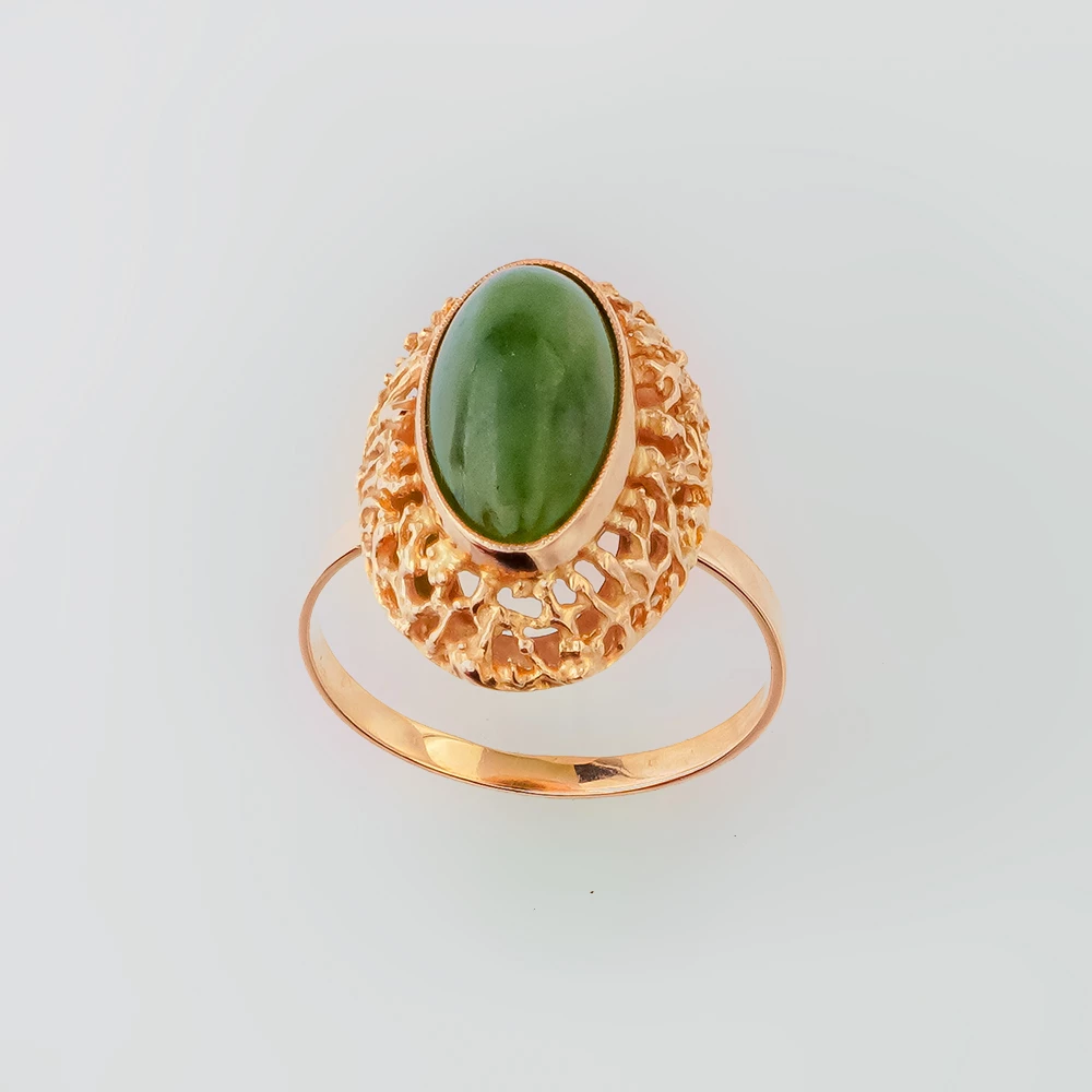 Кольцо с нефритом из красного золота 583 пробы
