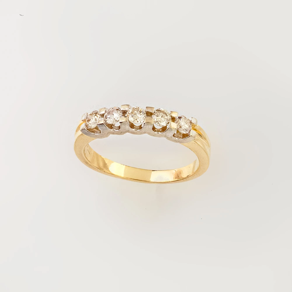 Кольцо с бриллиантом из желтого золота 585 пробы