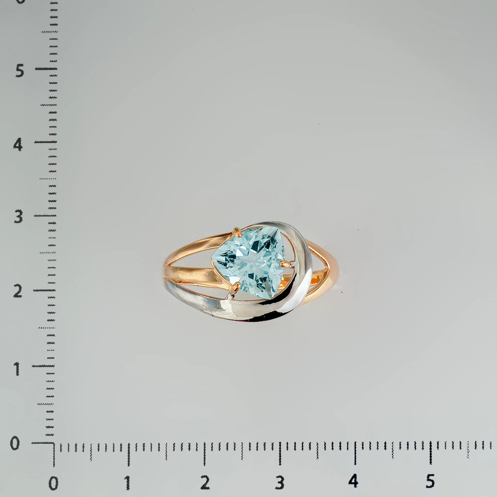 Кольцо с топазом из красного золота 585 пробы