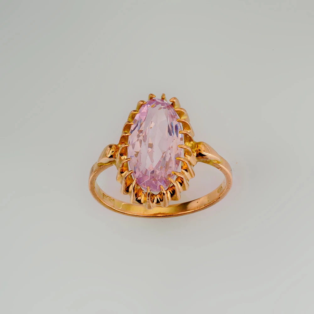 Кольцо с фианитом из красного золота 583 пробы