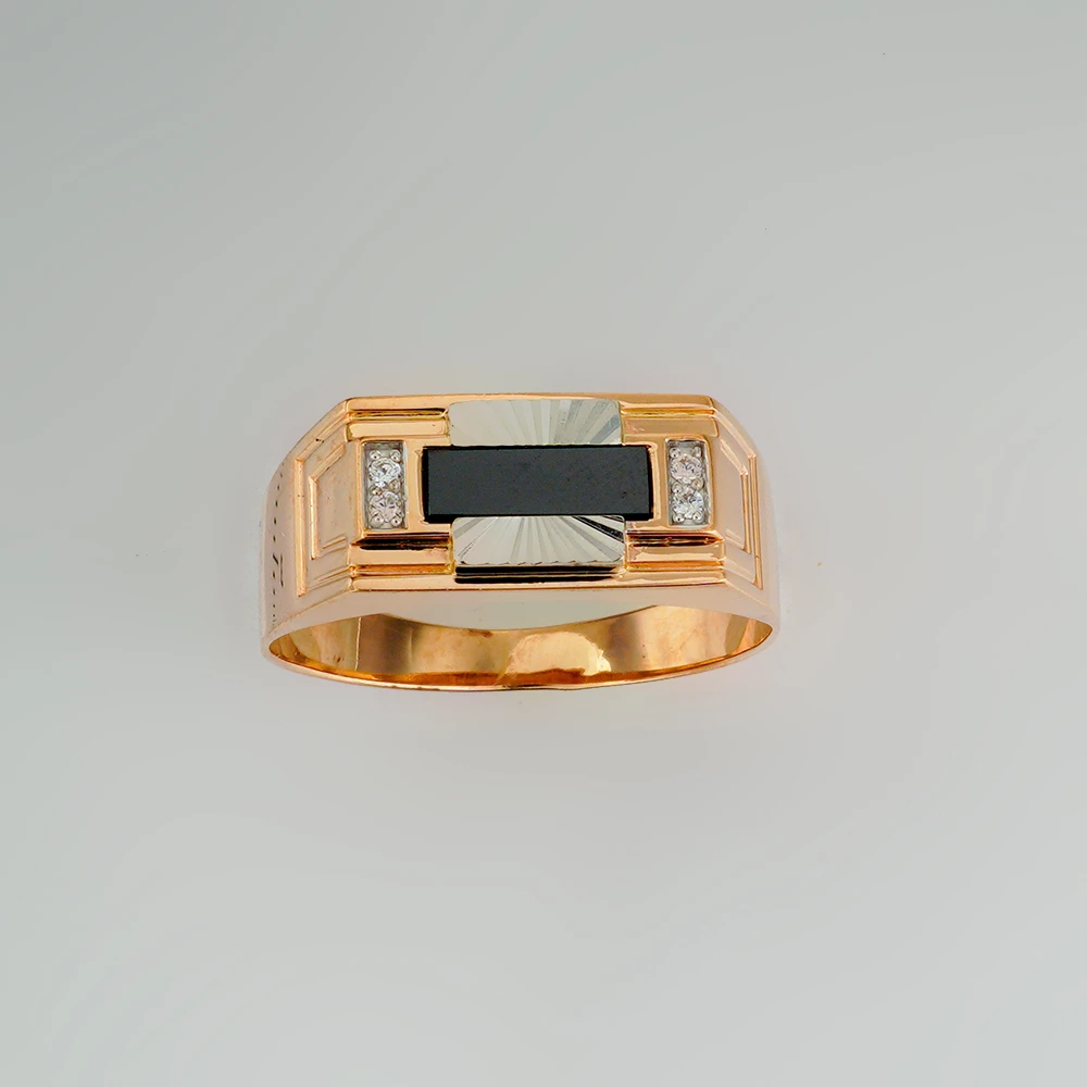 Кольцо с ониксом из красного золота 585 пробы