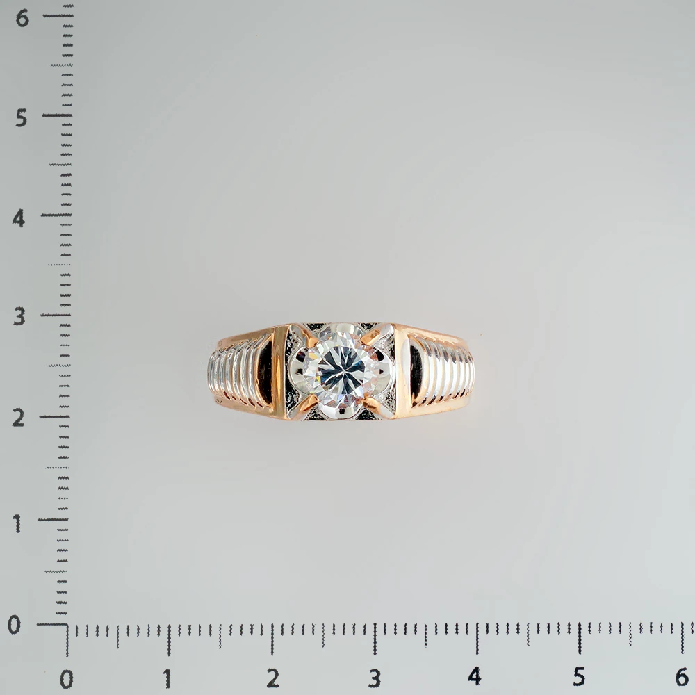 Кольцо с фианитом из красного золота 585 пробы