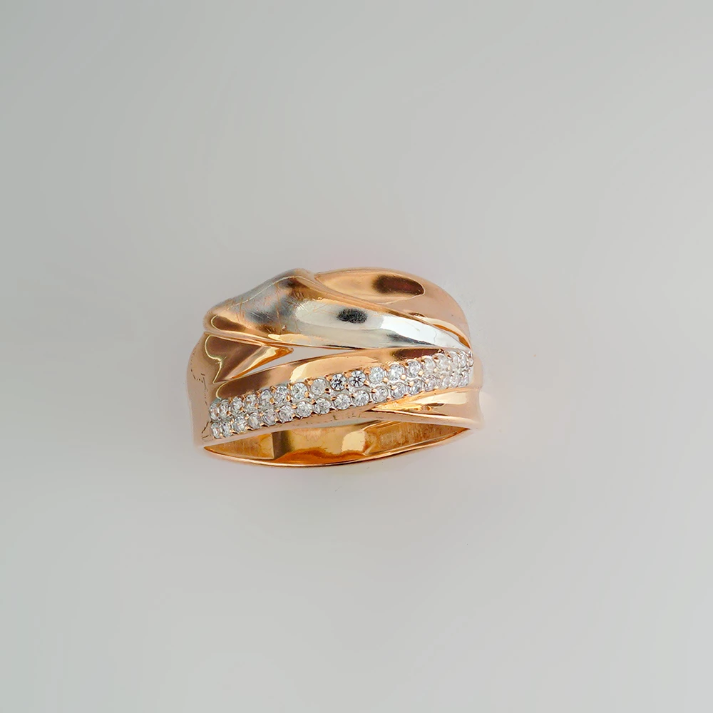 Кольцо с фианитом из красного золота 585 пробы